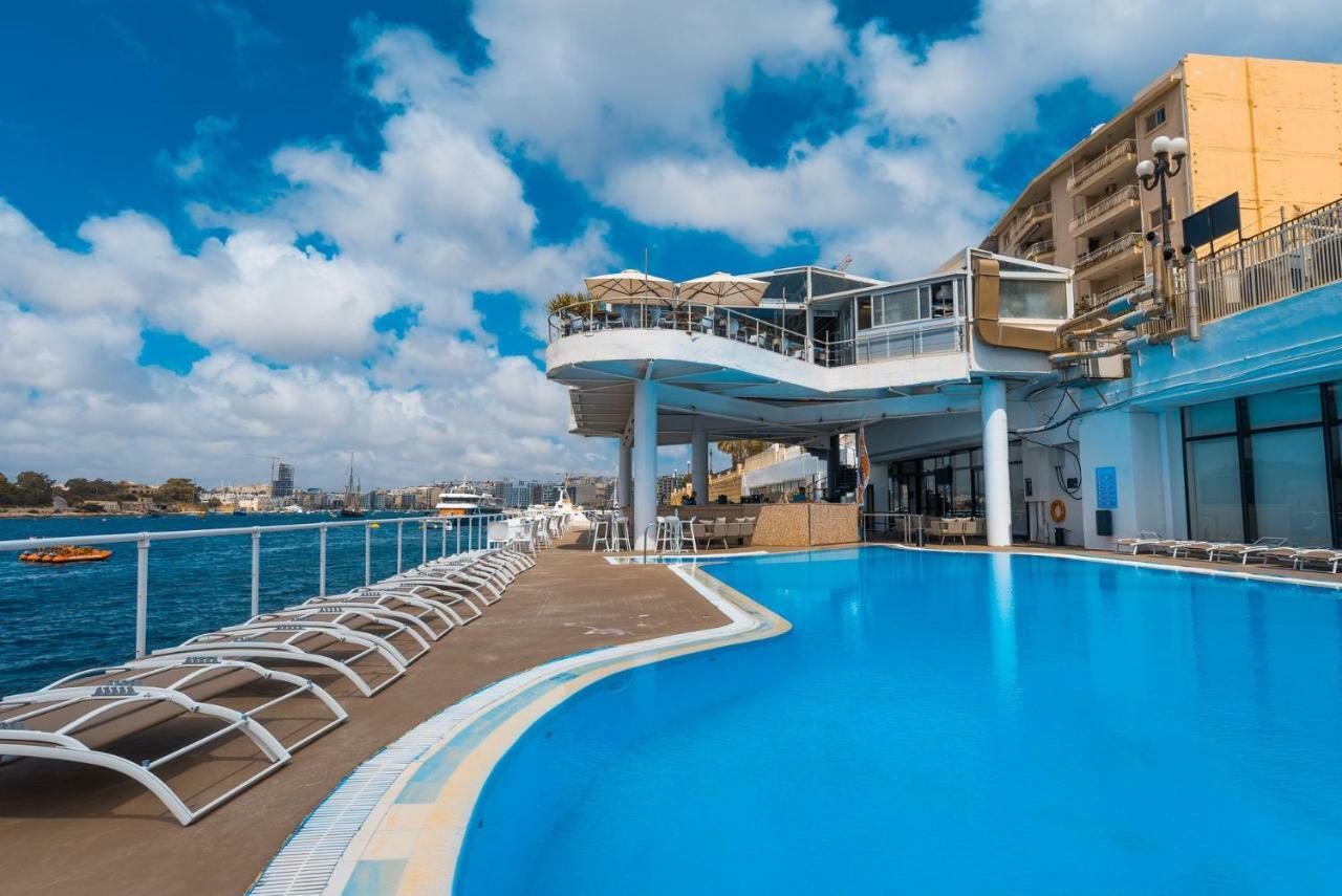 Хостел The Seafront Tower Слима Экстерьер фото